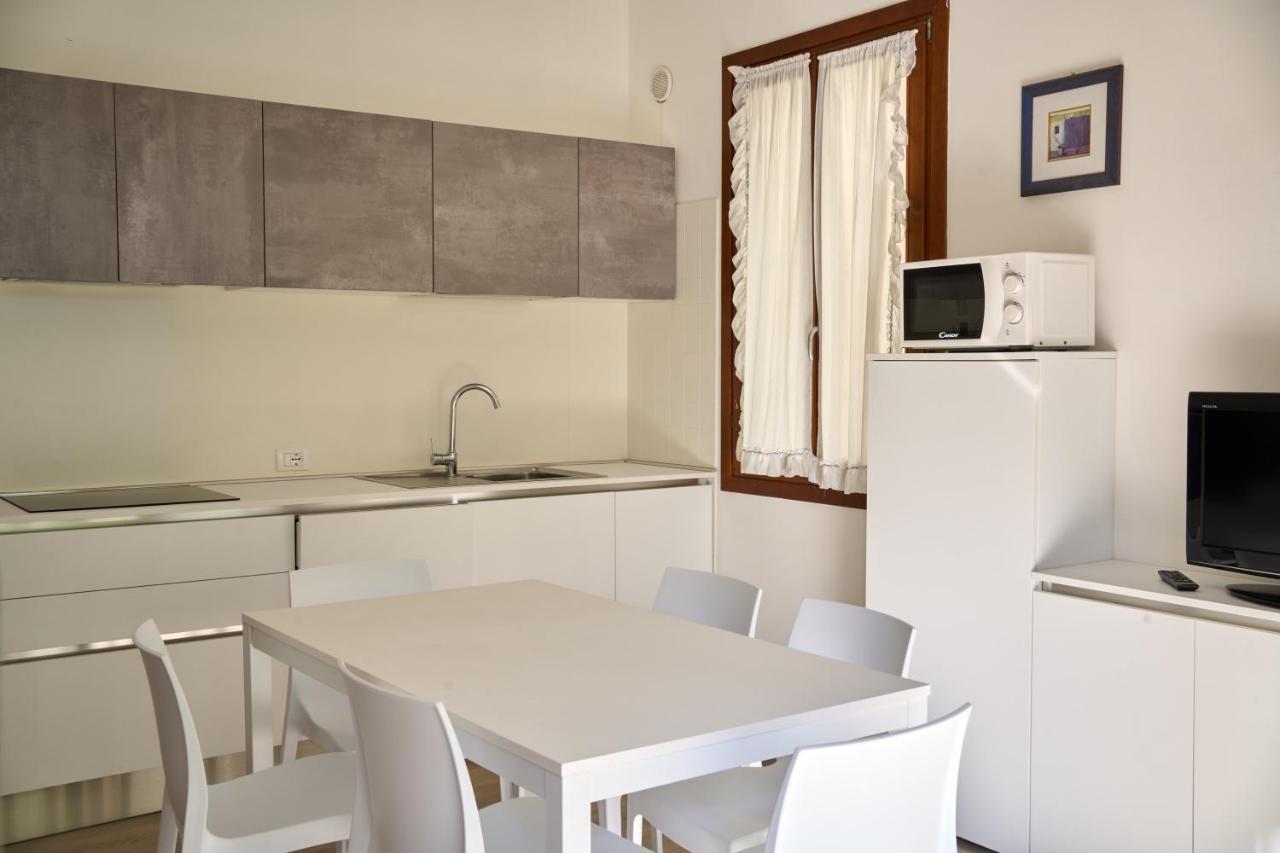 Appartamenti Villa Paola-Pochi Passi Dal Mare-Zona Piazza Aurora-Lido Di Jesolo Dış mekan fotoğraf