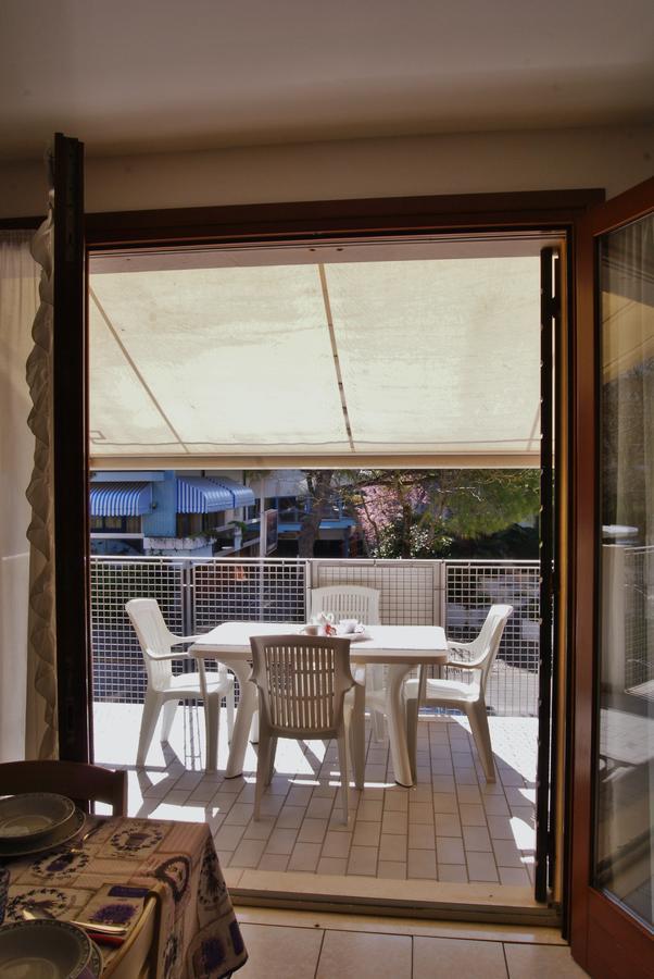 Appartamenti Villa Paola-Pochi Passi Dal Mare-Zona Piazza Aurora-Lido Di Jesolo Dış mekan fotoğraf